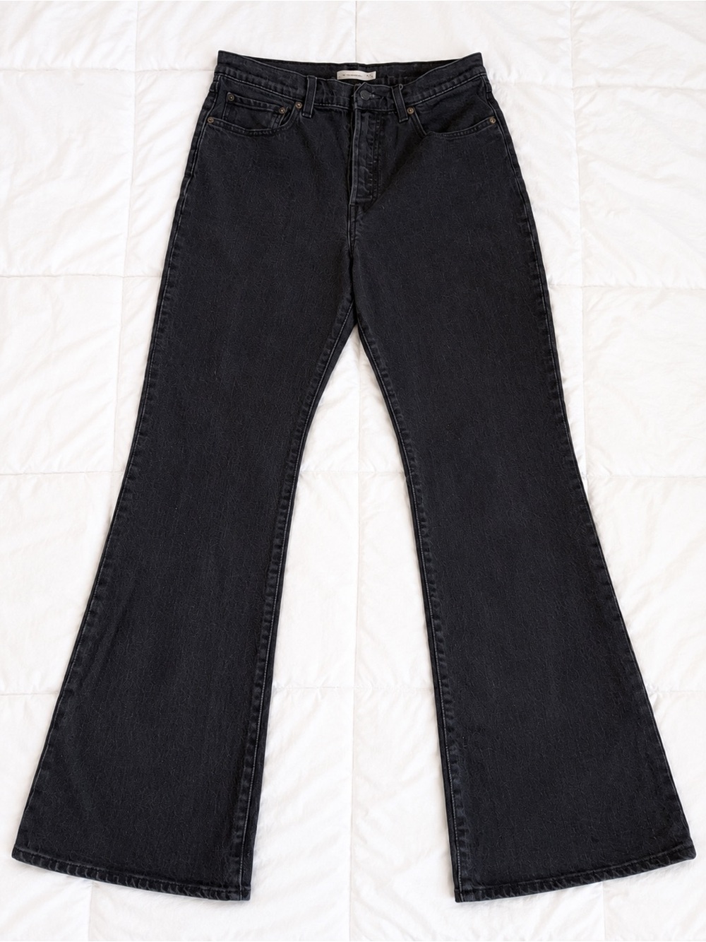 Levi’s Premium Ribcage Boot Jeans Black Wash High Rise Button Fly Women’s - Picture 3 of 7